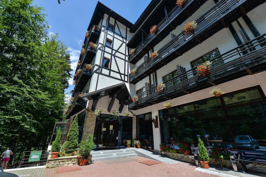 Hotel Posada Vidraru Căpăţîneni-Ungureni Kültér fotó